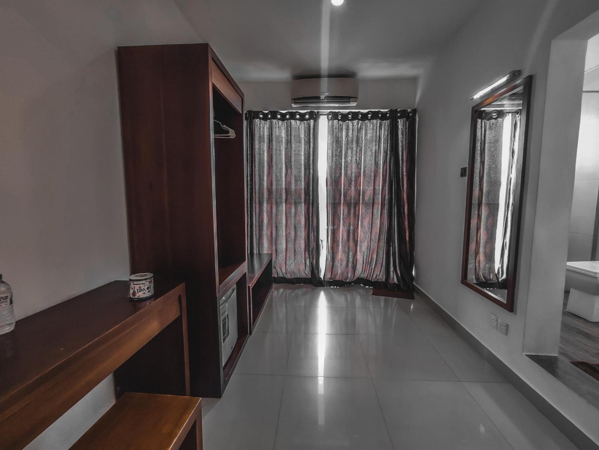 Hotel Elephant Park - New Deal! Half Off Airport Pickups Available Pinnawala  Exterior foto